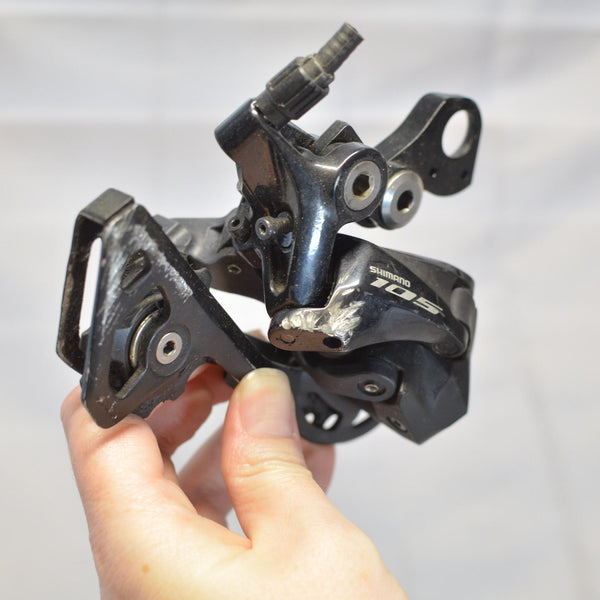 Shimano 105 RD-R7000-SS 11 Speed Rear Derailleur - Short Cage, 7/10 Nice