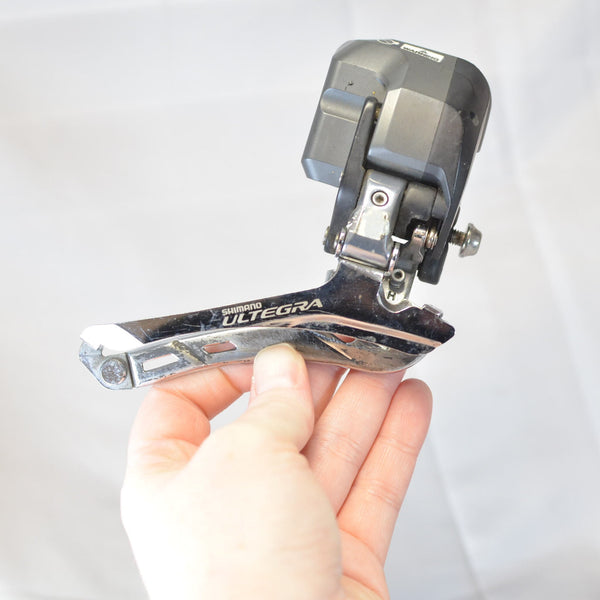 Shimano Ultegra Di2 6770 FD-6770 10 Speed Electronic Front Derailleur, 8/10 VG